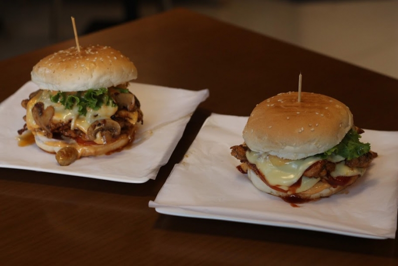Beef Cheese Burger 