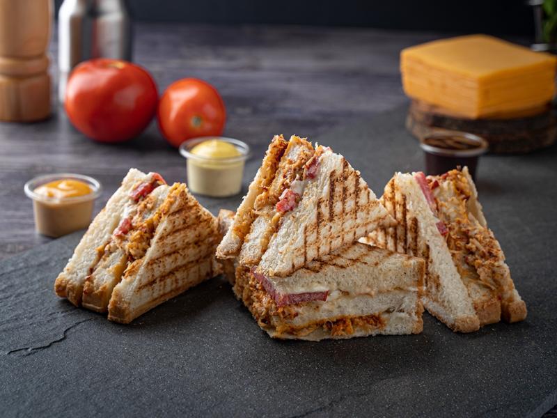 Smoked Chicken Cheese Sandwich 
